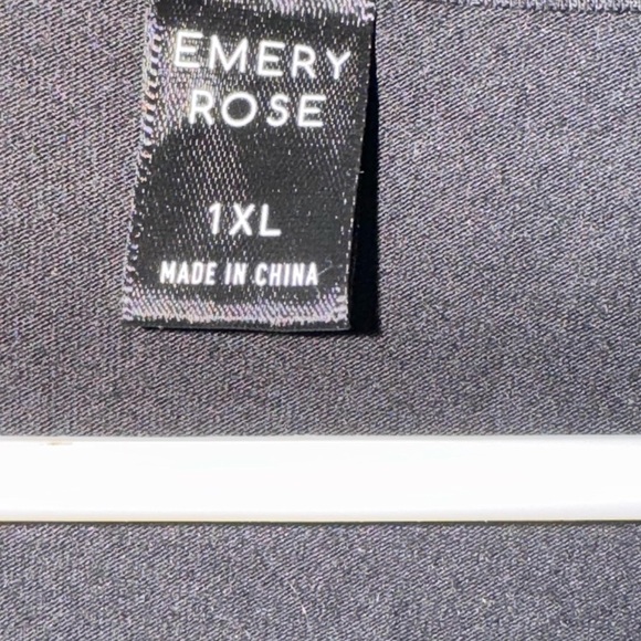 Emery rose Floral Black Green Dress 1x length 39in pit to pit 20in - Picture 3 of 4